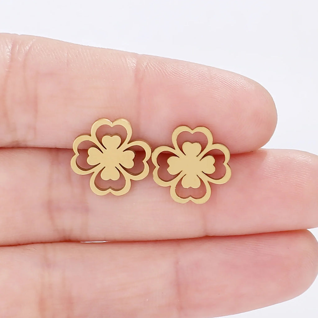 Aretes de botón en hoja de trébol de 4 hojas oro