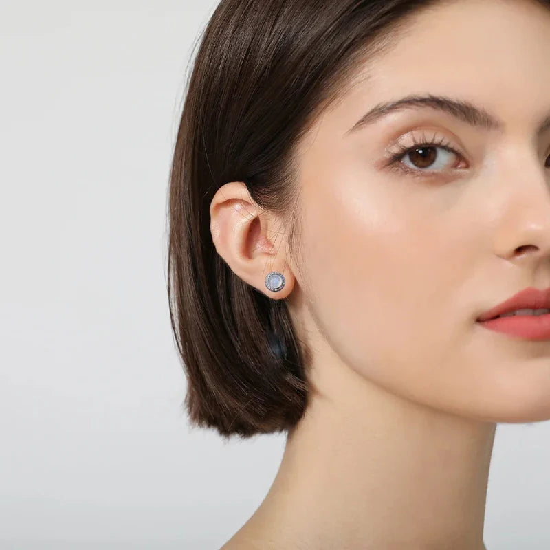 Aretes de Clavo para Mujer con Piedra de Luna