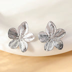 Aretes de botón Flor de cinco pétalos plata