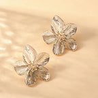 Aretes de botón Flor de cinco pétalos plata