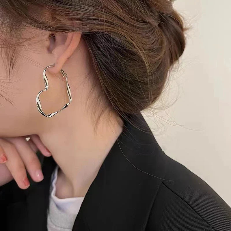 Aretes de Clavo Gran Corazón