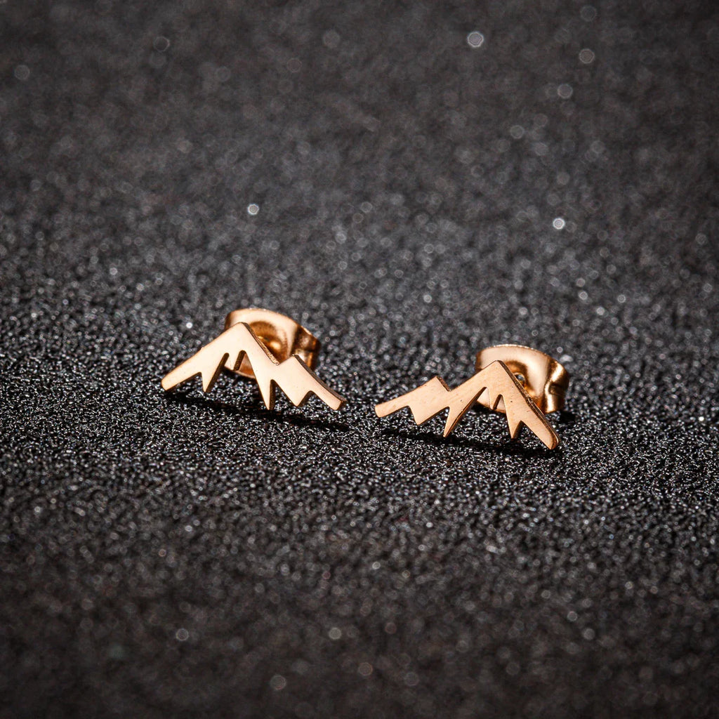 Aretes de Montaña tipo Clavo para Mujer u Hombre en oro rosa
