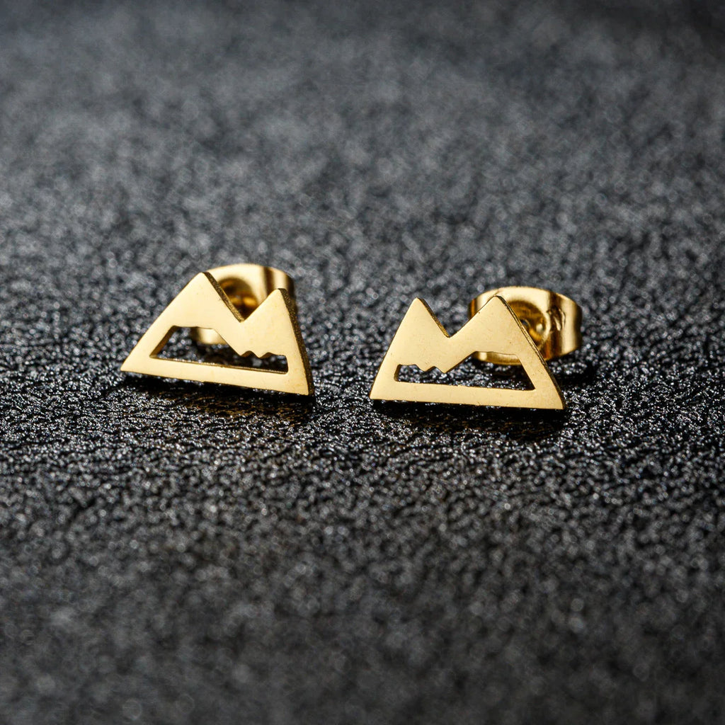 Aretes de Montaña Minimalistas de Botón en oro