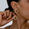 Aretes de botón Sol para mujer