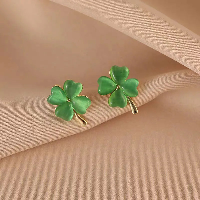Aretes de Botón Trébol de 4 Hojas Verde