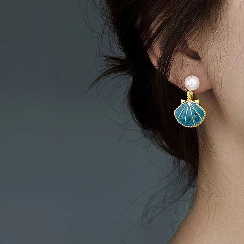 Pendientes de Concha de Vieira Azul Concha