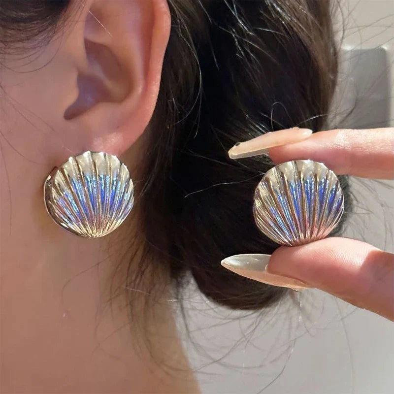 Aretes de Concha de Vieira en Plata
