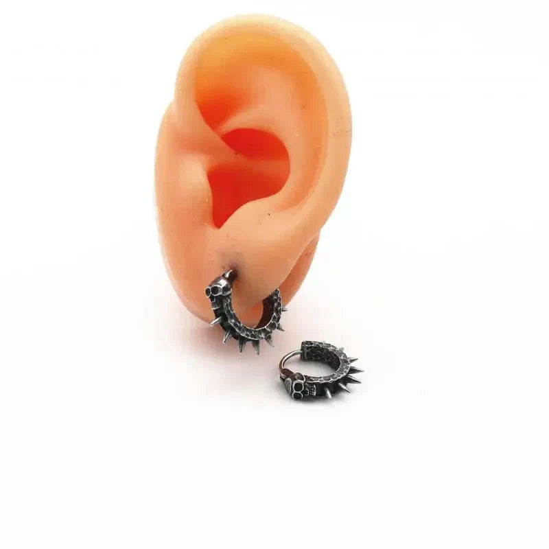 Aretes de Aro Góticos con Calavera