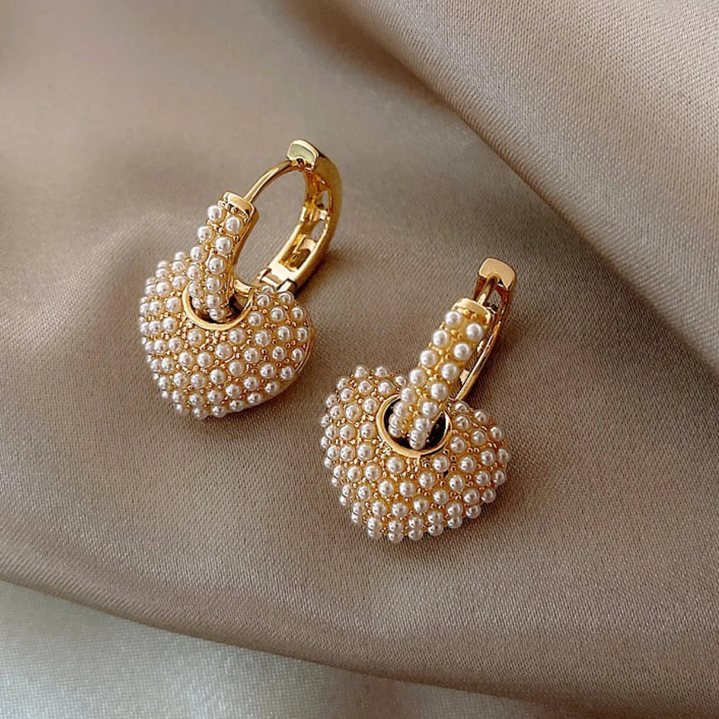Aretes Aros con Corazón de Strass