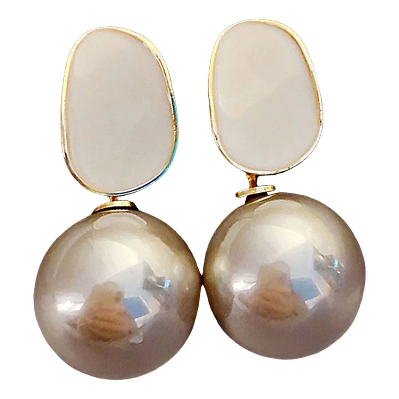 Aretes de Estilo Retro con Perlas Blancas beige
