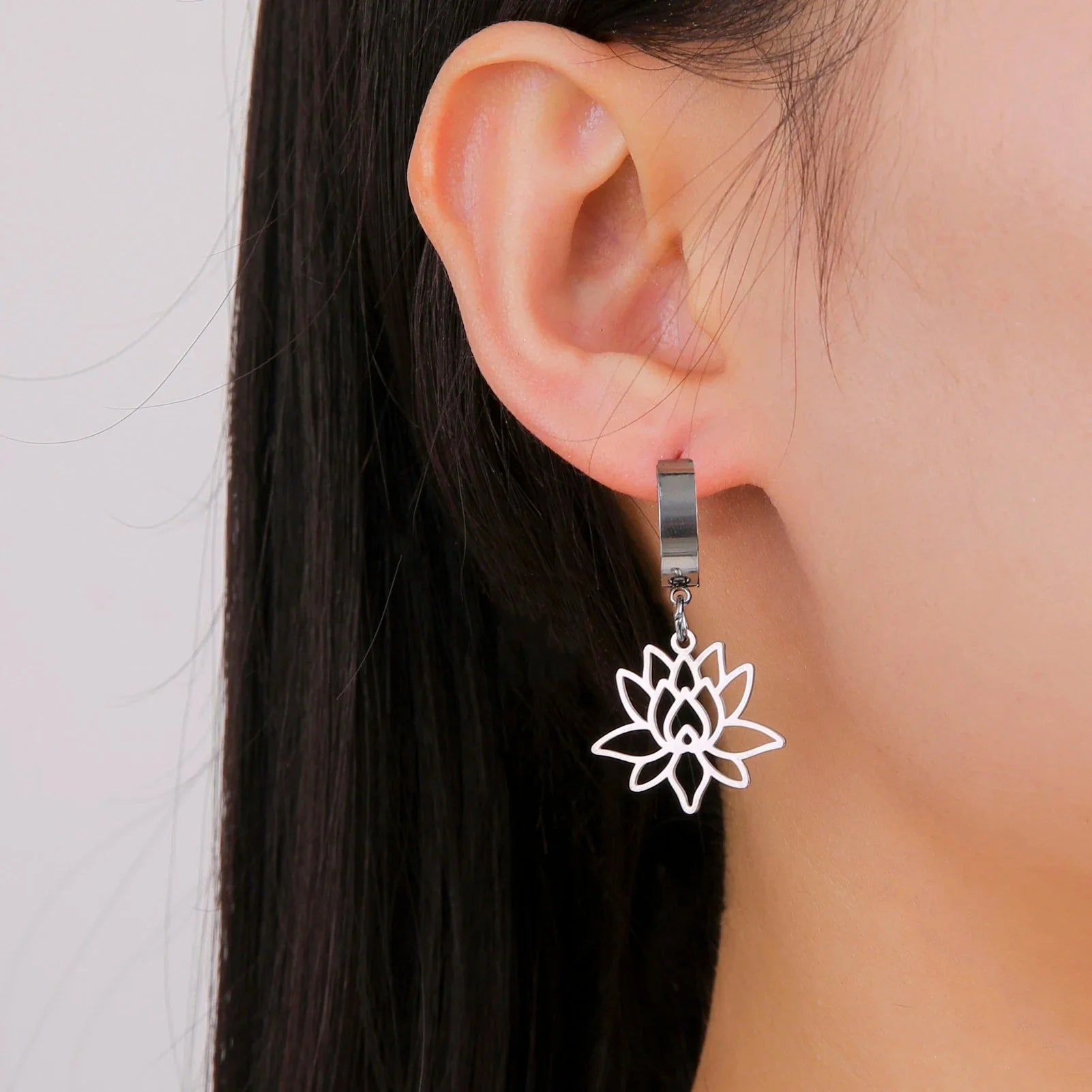 Aretes Colgantes para Mujer Flor de Loto Zen plata