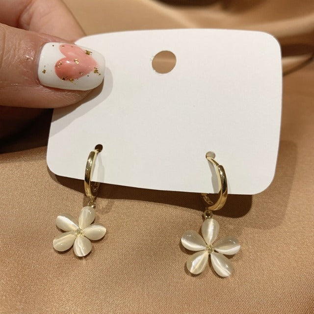Aretes Flor de Ópalo