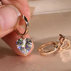 Aretes Colgantes con Corazón de Circonio