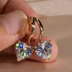 Aretes Colgantes con Corazón de Circonio