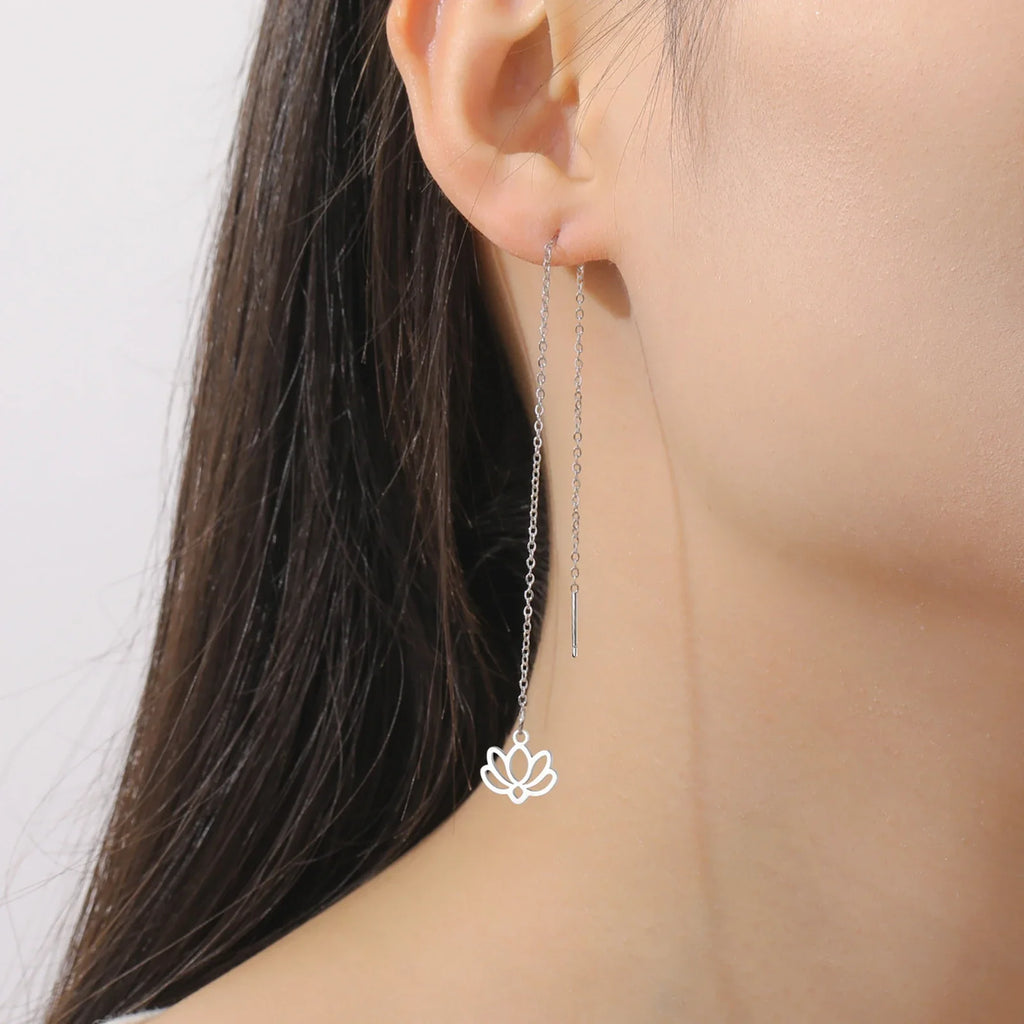 Aretes Colgantes con Delicada Flor de Loto plata
