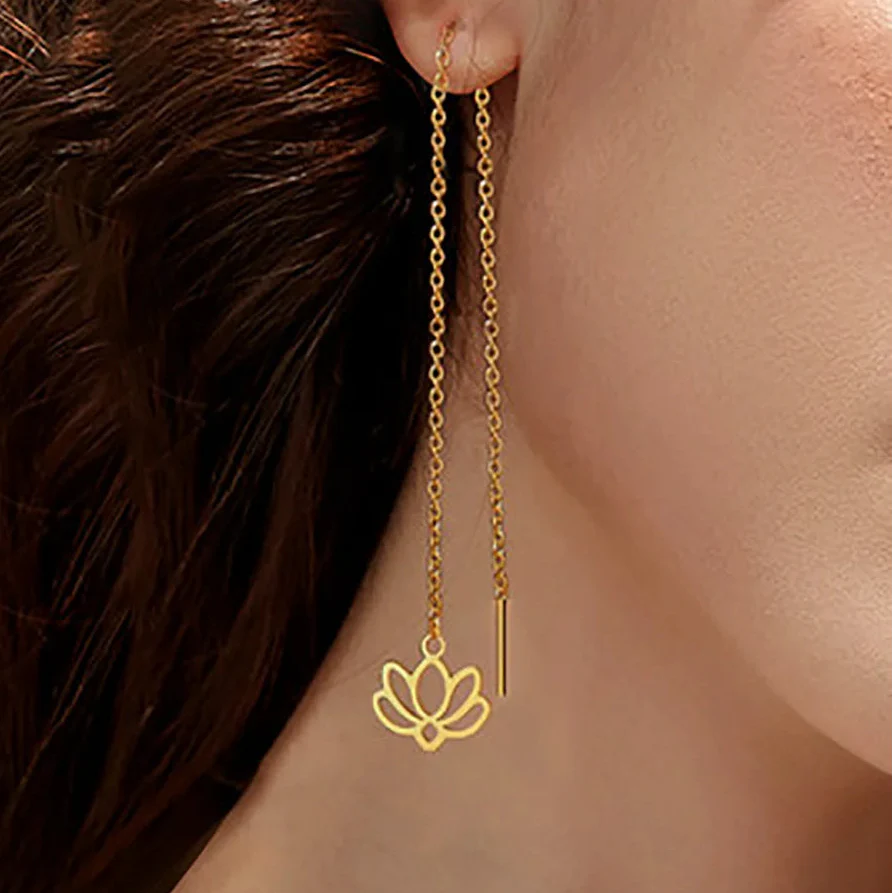 Aretes Colgantes con Delicada Flor de Loto oro