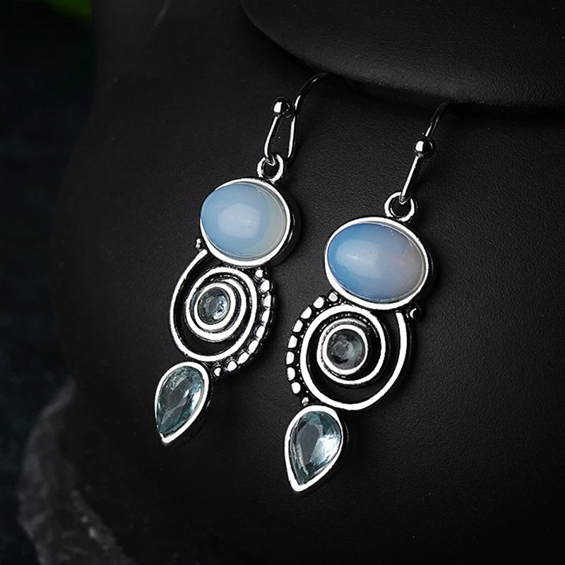 Aretes Colgantes con Zirconia y Piedra de Luna