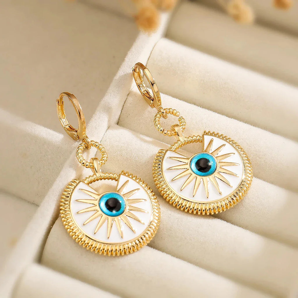 Aretes Colgantes Contra el Mal de Ojo para Mujer blanco