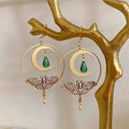 Aretes Colgantes de Media Luna y Mariposa Nocturna