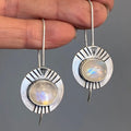Aretes Colgantes Étnicos con Piedra de Luna
