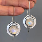 Aretes Colgantes Étnicos con Piedra de Luna