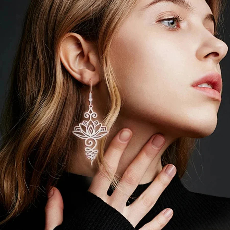 Aretes Colgantes Flor de Loto para Mujer en plata