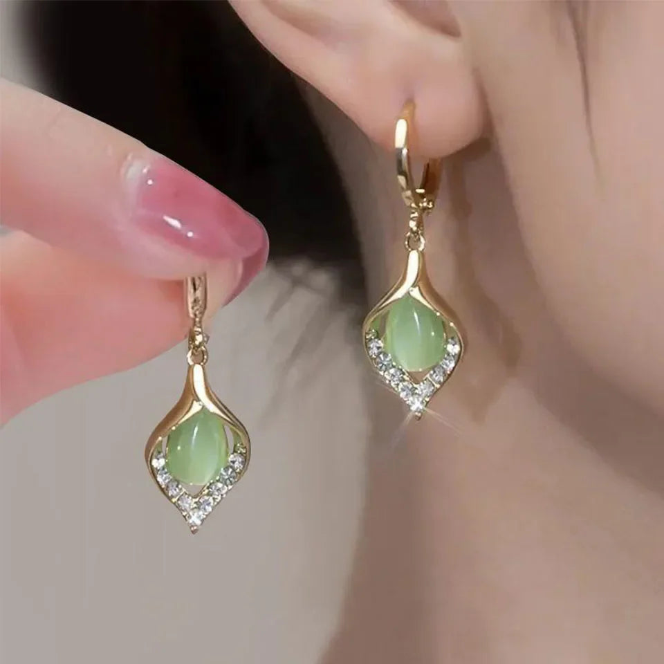 Aretes Colgantes Gota de Agua con Circonia verde
