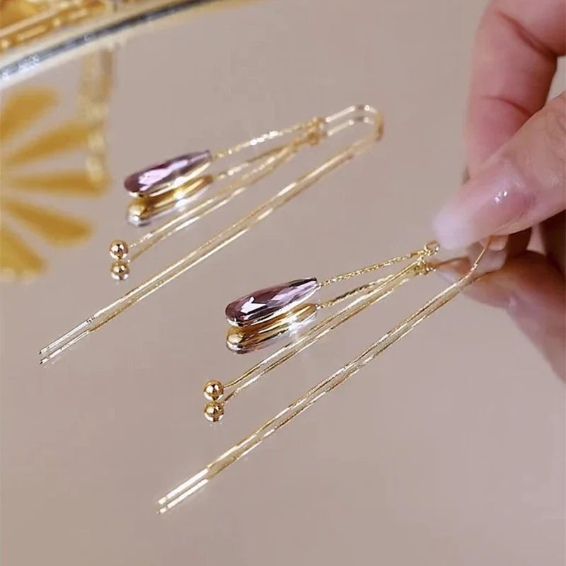 Aretes Colgantes Gota de Agua con Circón Violeta