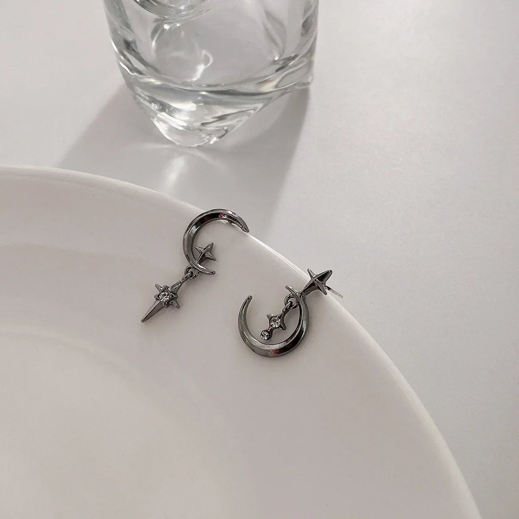 Aretes Colgantes Luna y Estrellas