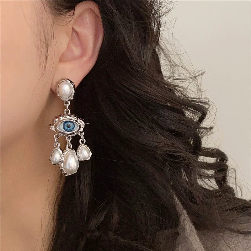 Pendientes Colgantes Ojo Azul y Perlas en plata