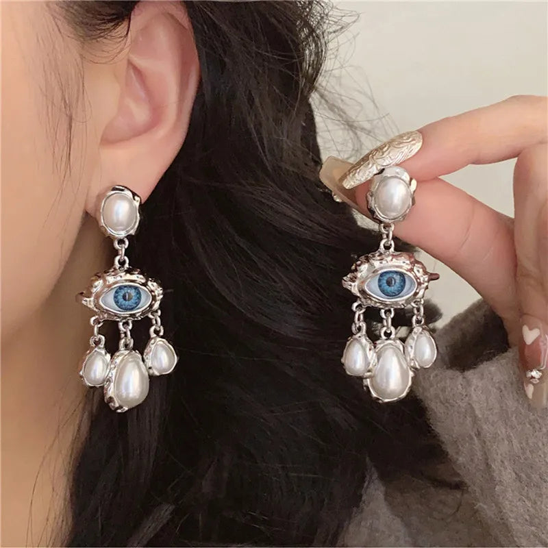 Pendientes Colgantes Ojo Azul y Perlas en plata