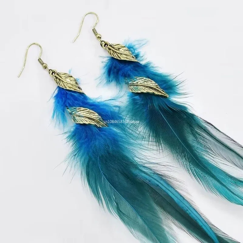 Aretes Colgantes Elegantes con Plumas 7