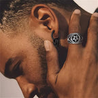 Aretes Colgantes de Calavera para Hombre en negro