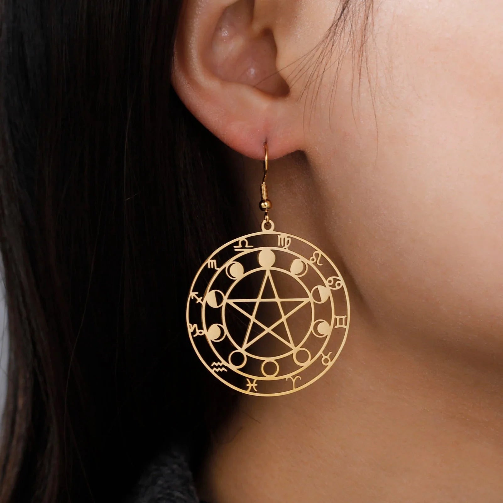 Aretes Colgantes de Pentáculo Hechicería Wicca para Mujer en oro