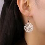 Aretes Colgantes Rueda de Hécate Strophalos para Mujer en plata
