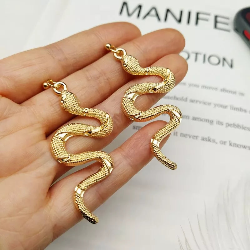 Aretes Serpiente Reptil oro
