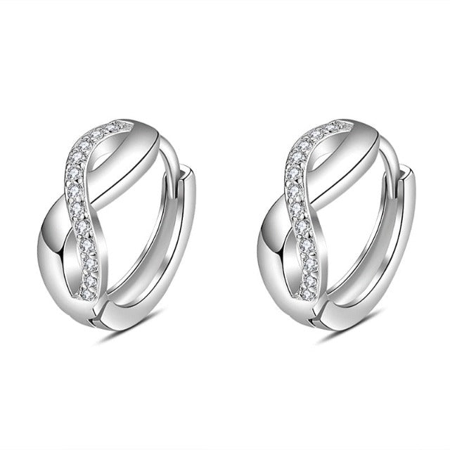 Aretes Símbolo Infinito para Mujer