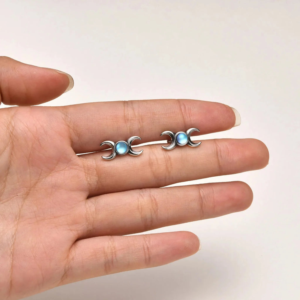 Aretes Triple Luna Clavos Hechicería Wicca Mujer