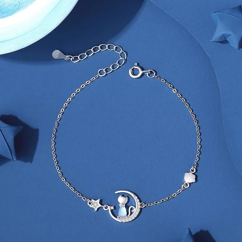Pulsera con Gato Piedra de Luna y Circonio