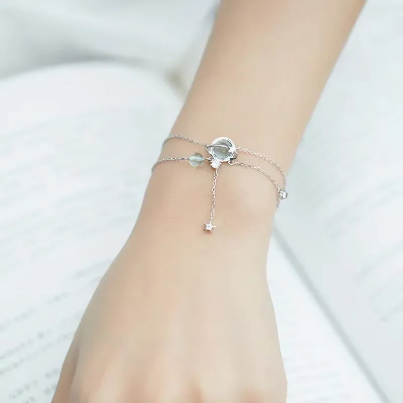Pulsera con Cristal de Piedra de Luna y Estrellas en Circonio