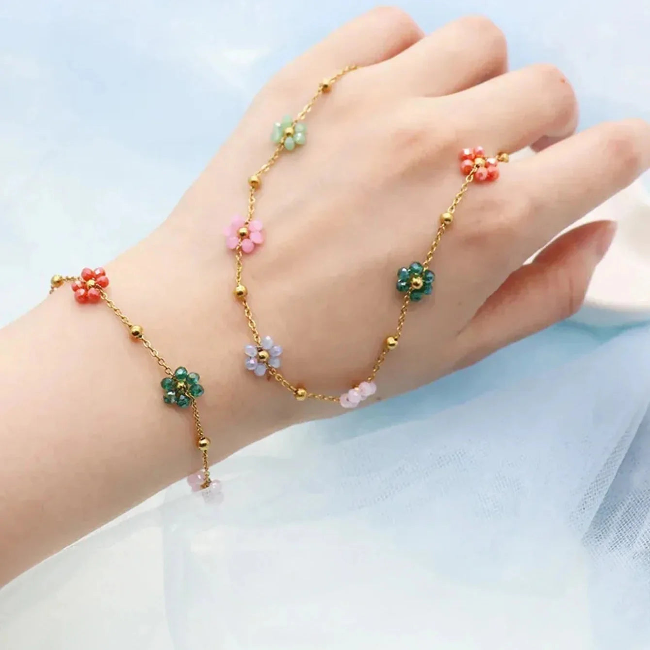 Pulsera con Flores de Colores