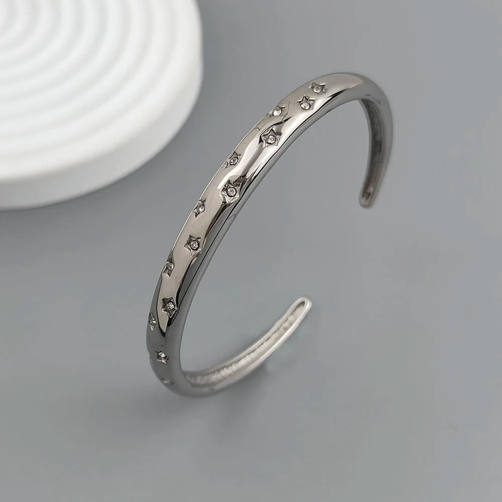 Pulsera Elegante con Estrellas Astros plata