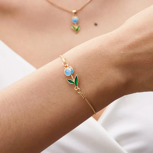 Pulsera Elegante Flor de Tulipán azul