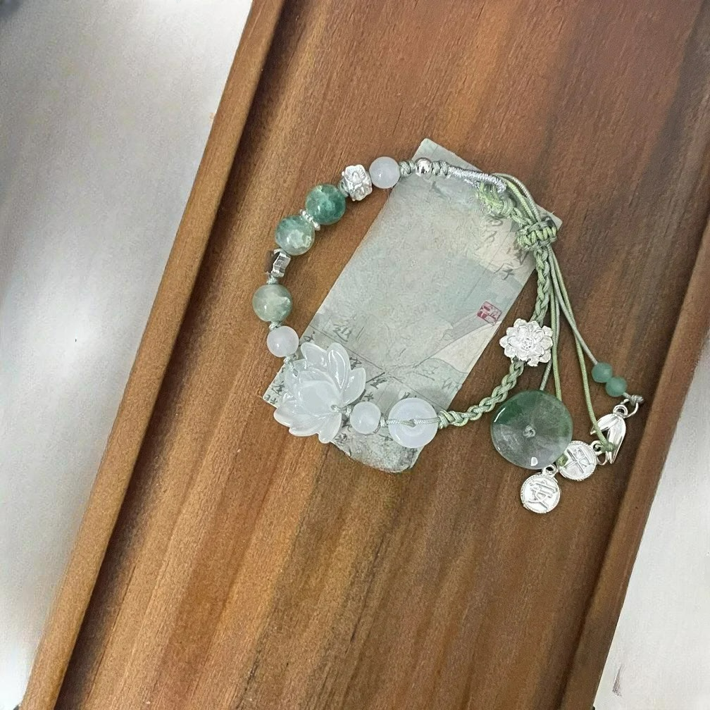 Pulsera de Cuerda con Perlas y Flor de Loto