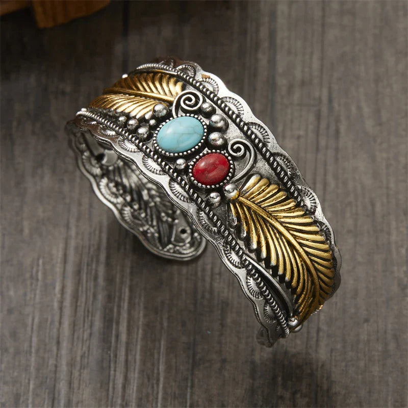 Pulsera Étnica Vintage con Piedras y Plumas oro y plata