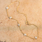 Pulsera Gourmette con Flores Finas en Zirconia dorada