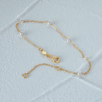 Pulsera de eslabones Gourmette con perlas blancas