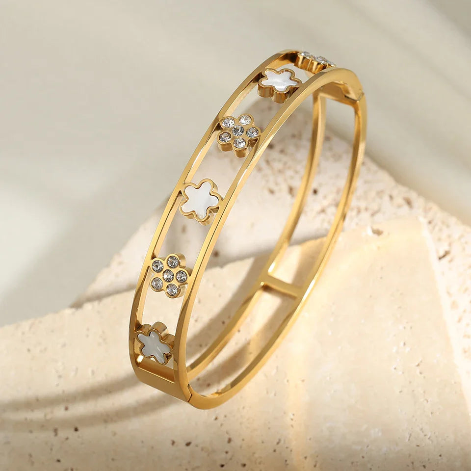 Pulsera Gourmette Flores Delicadas de 5 pétalos a