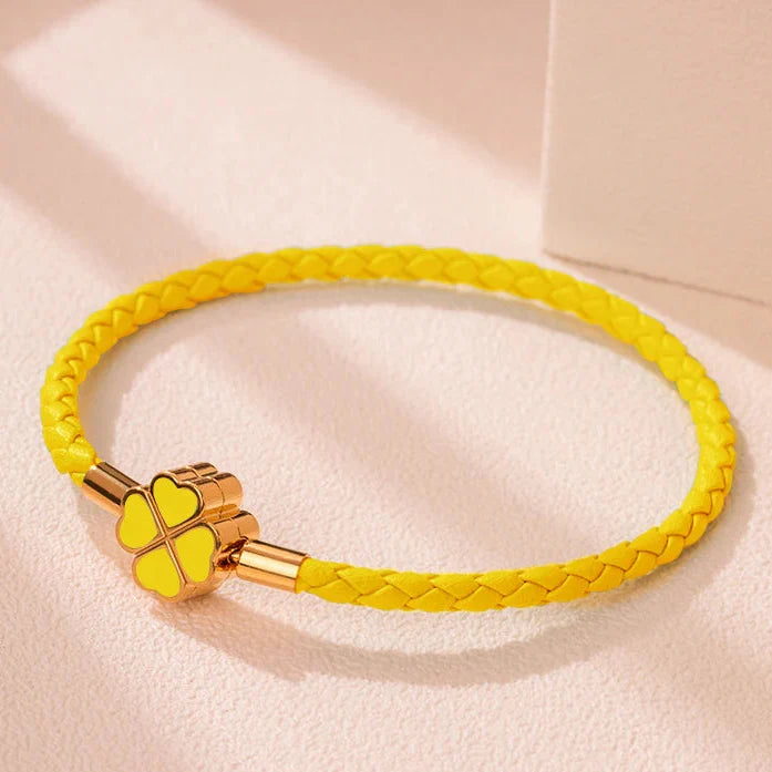 Pulsera Trenzada de Cuero con Trébol de 4 Hojas amarillo