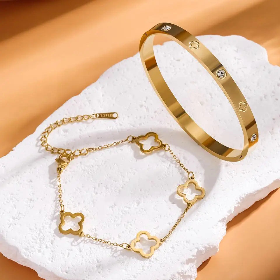 Juego de 2 pulseras con tréboles de 4 hojas en oro